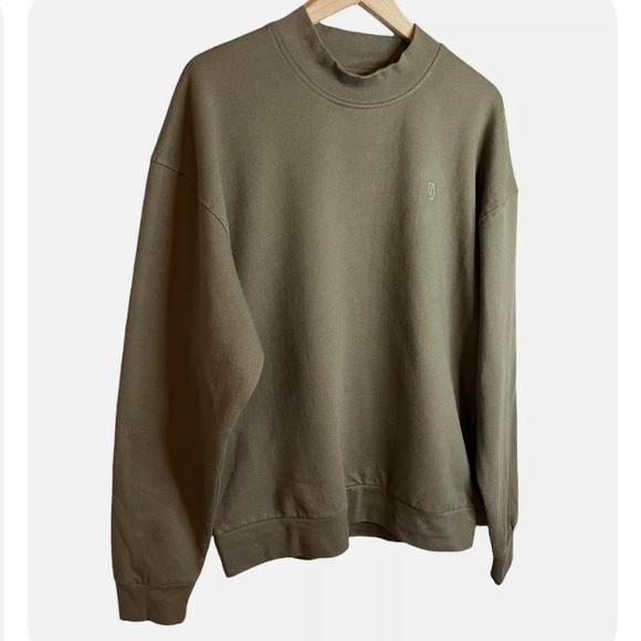 Standard Cloth Foundation Mock Neck 